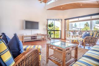 Coastal Getaway Across From Dicky Beach - 6