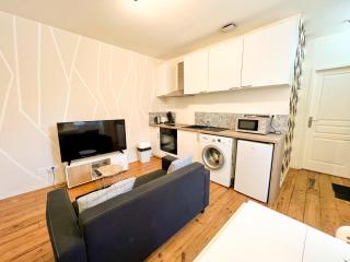MAISON DE VILLE 10 personnes CLOS CHASSAING- WIFI -CENTRE VILLE -PROPERTY RENTAL NM - Périgueux - 9