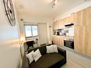 MAISON DE VILLE 10 personnes CLOS CHASSAING- WIFI -CENTRE VILLE -PROPERTY RENTAL NM - 7