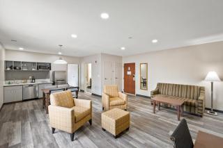 The English Inn of Charlottesville - 2