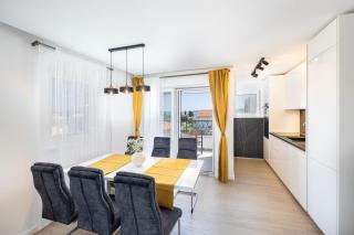Penthouse Apartments East and West Star - 2