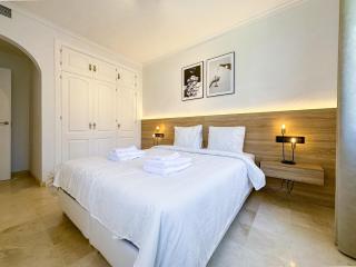 Penthouse Rooftop Terrace 3bed Pool Family Only - Marbella - 1