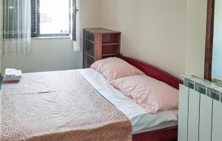 Cozy Apartment In Ika With Kitchen - 4
