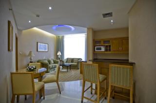 Eastyard Khobar Hotel - Formerly Ramada by Wyndham Khobar - Khobar - 9