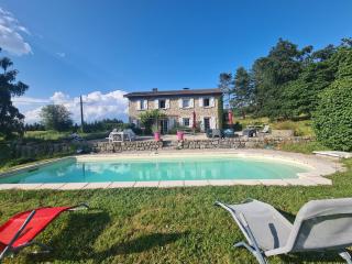 Cosy Room - Saint-Romain-Lachalm - 6