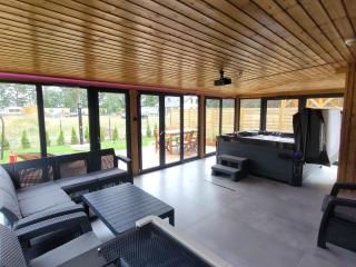 LoveLake dom z jacuzzi - 4