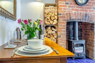 Curlew Cottage Woodbridge Suffolk Cosy Victorian cottage for couple and dog - 6