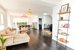 Espectacular casa con vistas al mar - 1