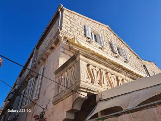 Heritage Rooms Kut - Vis - 9