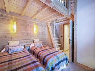 Appartement neuf et cosy, proche des pistes, avec cheminée et parkings dédiés - FR-1-570-11 - Levassaix - 4
