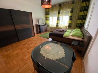 Come & Stay Apartments and rooms City Center - Budapest - 9