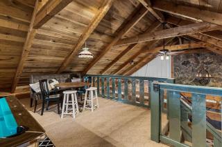 Rustic Cabin, Dock, Firepit, Kayaks & Games - Winchester - 4