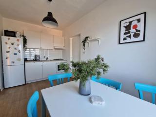 Apartments Vitarnja Hills beautiful terrace sea view with near turquoise beach - Jelsa - 4