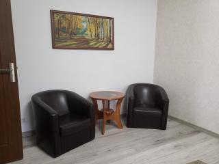 Apartament cu 3 camere chiar in inima Capitalei - Bucarest - 1