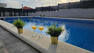 Apartments Pool Villa Aldura - Novalja - 9