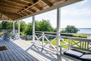 Exclusive tranquil villa by the sea, boat available - Drottningskär - 6