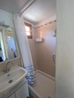 Pavillon 20m de la plage des ayguades - 4