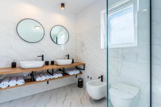 Apartments & Rooms Klemenc - Cres - 1