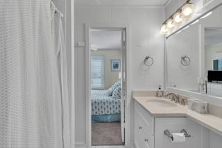 Victorias Seacret by Oak Island Accommodations - Oak Island - 8