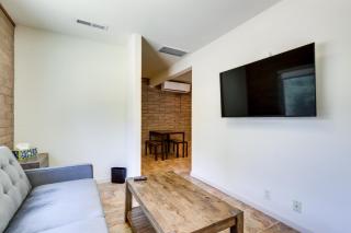 Clear Lake Getaway with Pool Access, Near Beaches! - Clearlake Oaks - 5