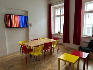 PARTY HOUSE PRAGUE - Apartments Ve Smečkách 18, CITY CENTER!! - Prag - 4