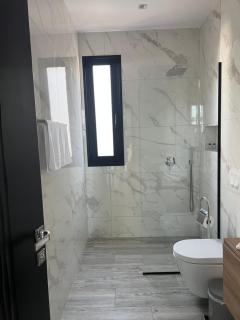 Summer Wine Boutique Hotel - Dhërmi - 3