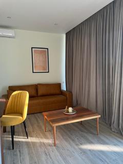 Summer Wine Boutique Hotel - Dhërmi - 9