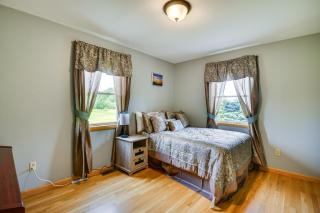 Spacious Lowville Retreat on 4 Private Acres! - 4