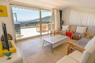 6 bedroom big villa for rent in kalkan - 6