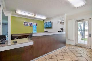 Studio 6 Extended Stay - San Antonio, TX - Six Flags - 3