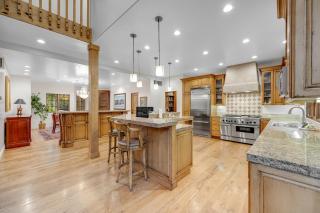 Lane Ranch Chateau - 2