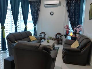 Unit 132B - JHC Homestay Puncak Iskandar - 0