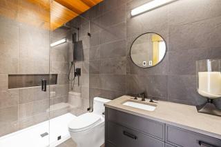 Kingfisher Manor - Sooke - 6