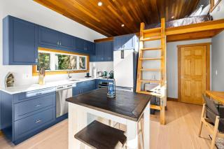 Kingfisher Manor - Sooke - 4