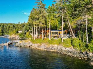 Kingfisher Manor - Sooke - 1