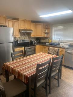 Woodland Cedars Family Cottage Resort - Wasaga Beach - 1