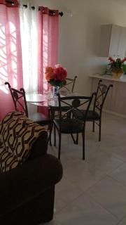 CrearyStays - Discovery Bay - 2