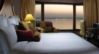 Hyderabad Marriott Hotel & Convention Centre - Hyderabad - 4