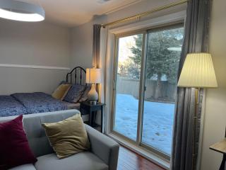 Lily room near golf and banff costco newly renovated queen size bed Single bathroom sofa TV - 1