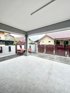 Teratai Homestay 3 Batu Buruk - 6