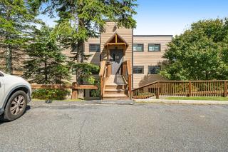 Slopesider 11 - The Bark House - 1