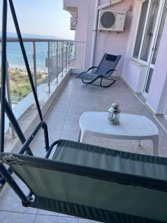 Orange Apartments - Pomorie - 1