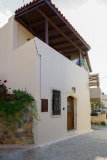Throumbi House - 8