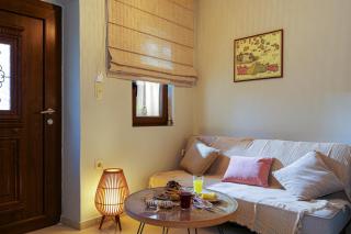 Throumbi House - 2