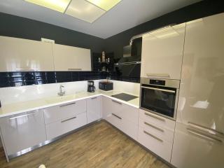 Rotonda City Center - 7