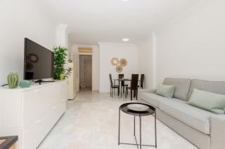 Apartment, close to beaches, restaurants and supermarkets, in urb. Marbella Park Beach, Elviria - Marbella - 7
