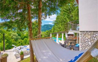 Gorgeous Home In Zagreb With Wifi - 6