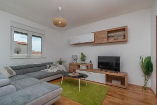 Modern apartment Sinisa, with terrace - Trogir - 8