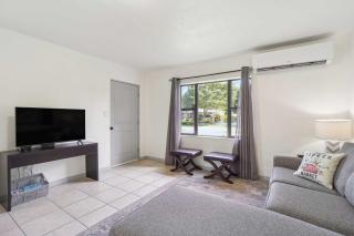 6 Mi to Downtown Orlando Quiet Home with Sunroom - Orlando - 7