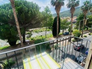 Charmant F2 avec balcon, ascenseur, et cuisine équipée, à 500m des thermes et proche du centre-ville - FR-1-703-115 - Amélie-les-Bains-Palalda - 0